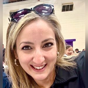 Meet your Posher, Perla